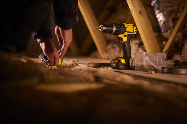 Best Specialized Insulation Services in East Uniontown, PA